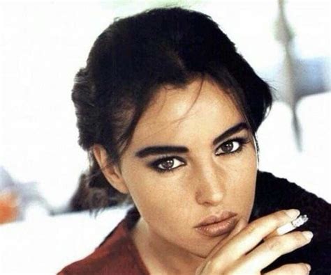 monica bellucci young pictures|21 Stunning photos of young Monica Bellucci in the 1980s.